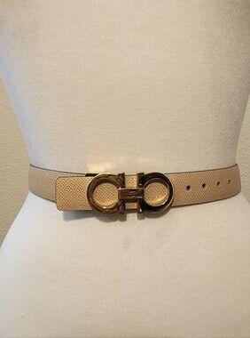 Ferragamo Gancini Adjustable Cut-to-Size Reversible Hammered Leather Belt.